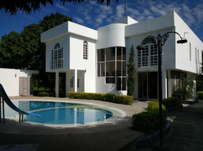 VILLA SAMARI 1 Casa campestre con piscina privada